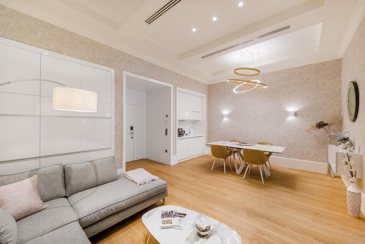 Vision By Continental Group מלון